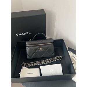 Chanel Women Pre-Loved Bag Brand New Condition